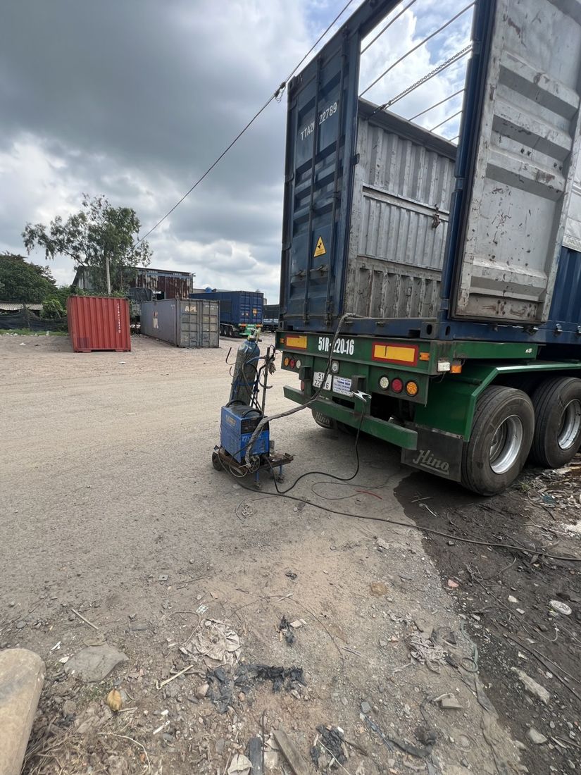 Vận Chuyển Container